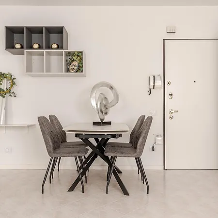 Apartamento Apartment, Near Airport&train Bérgamo