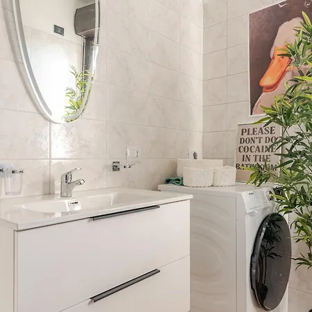 Apartment, Near Airport&train Apartamento *